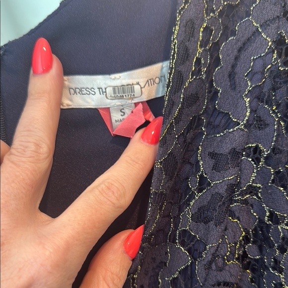 GUC Dress The Population Lidia Lace V-Neck Cocktail Dress - Picture 2 of 11